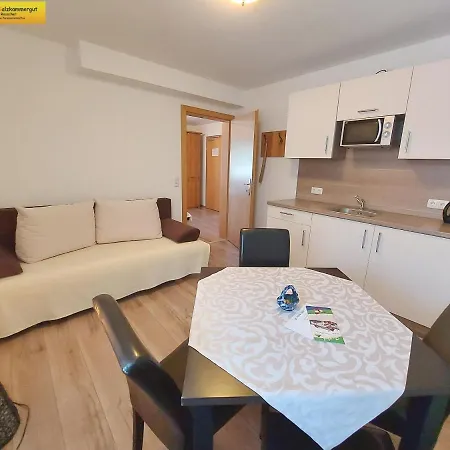 Haus Sandlweber Apartamento