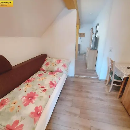 Haus Sandlweber Apartamento